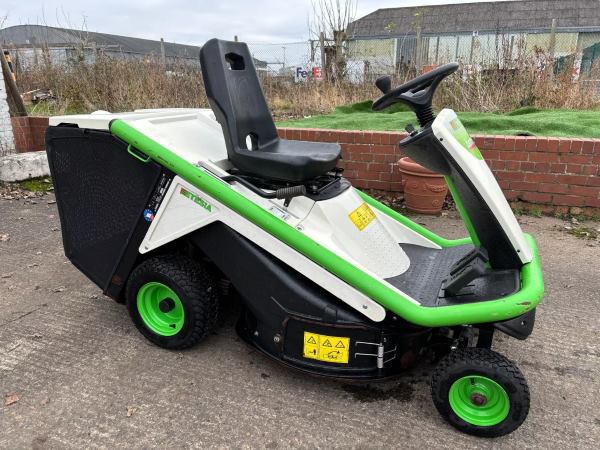 Etesia Bahai MKHE, compact tractors and ride mowers for sale across England, Scotland & Wales.